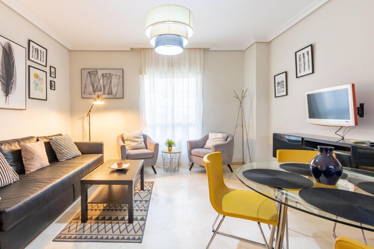San Jacinto Triana Deluxe By Valcambre Apartment Seville Ngoại thất bức ảnh